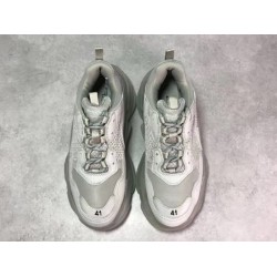 GT Batch Balenciaga Triple S Clear Sole Light Grey