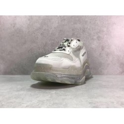 GT Batch Balenciaga Triple S Clear Sole Light Grey