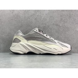 G5 Batch adidas Yeezy 700 V2 Static