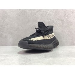 GT Batch Yeezy Boost 350 V2 OREO