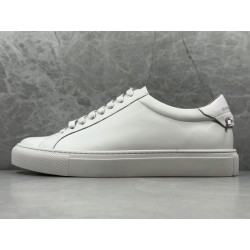 Givenchy Low Sneakers White