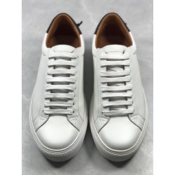 GT Batch Givenchy Low Sneakers White Black