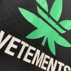 Vetements Weed Tee Black