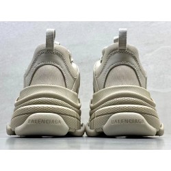 GT Batch Balenciaga Triple S Leather Free Beige